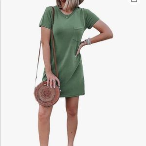 Short sleeve green t-shirt crew neck dress